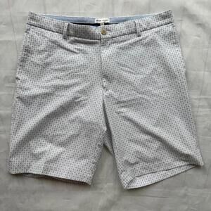 Peter Millar Men's Casual Golf Shorts Size 34 with Skull Pattern
